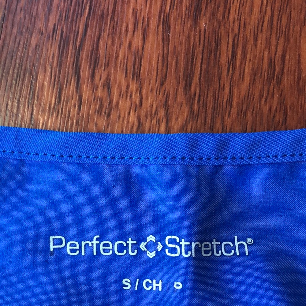 Scrub Top - Picture 2 of 5